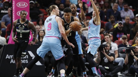 基多体大0-2瓜亚基尔巴塞罗那：厄甲主场沦陷