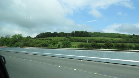 布里斯托尔城4-0普利茅斯：梅梅蒂双响送鲁尼客场六连败