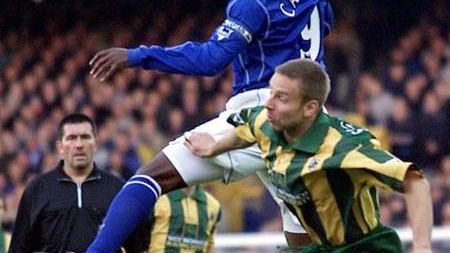 埃弗顿1-1西布朗：麦卡锡断腿惨案酿平局