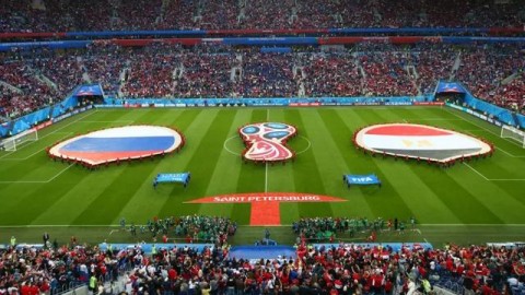 乌拉圭3-0完胜东道主俄罗斯｜苏亚雷斯卡瓦尼建功小组头名晋级