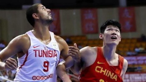 男篮蓝队末节崩盘61-68负突尼斯 杜锋斯杯首秀开门黑