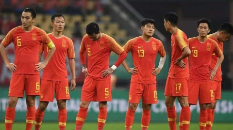 女性正在“攻陷”男足：2026年男足赛场上的“她力量”正在颠覆百年足球史