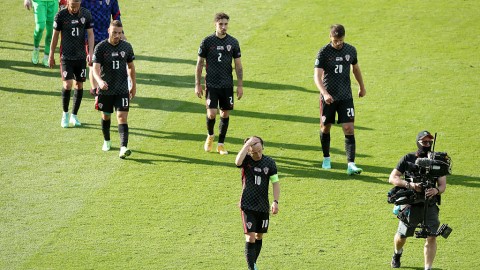 友谊赛-十人秘鲁2-0爆冷克罗地亚，卡里略闪击爱迪生破门