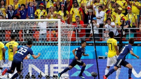 日本2-1哥伦比亚：亚洲球队世界杯首胜南美劲旅