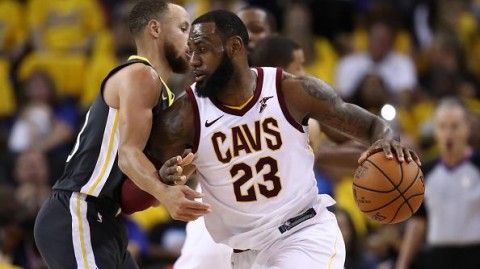 标题：2018总决赛G3杜兰特43分死神降临 勇士客场逆转骑士3-0夺赛点