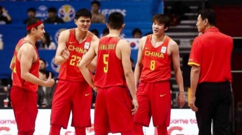 男篮世预赛-中国红队主场74-82惜败韩国